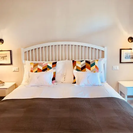 Casa Ciampi Locazione Turistica 게스트하우스 4*